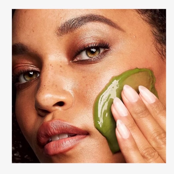 KATE SOMERVILLE EXFOLIKATE INTENSIVE EXFOLIATING TREATMENT - Picture 3 of 6